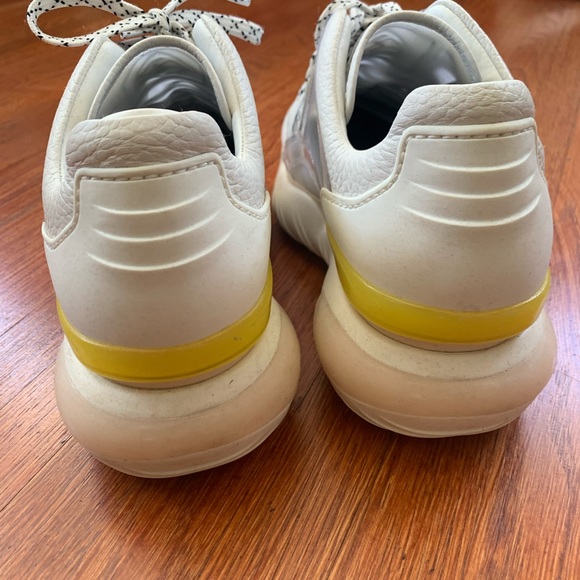 Fendi Sneakers - Picture 4 of 7